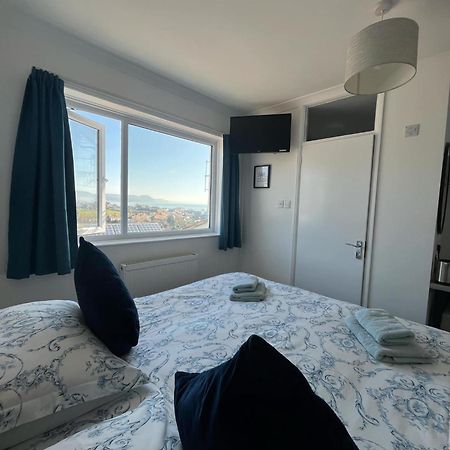 Lucerne B&B ライム・レジス エクステリア 写真