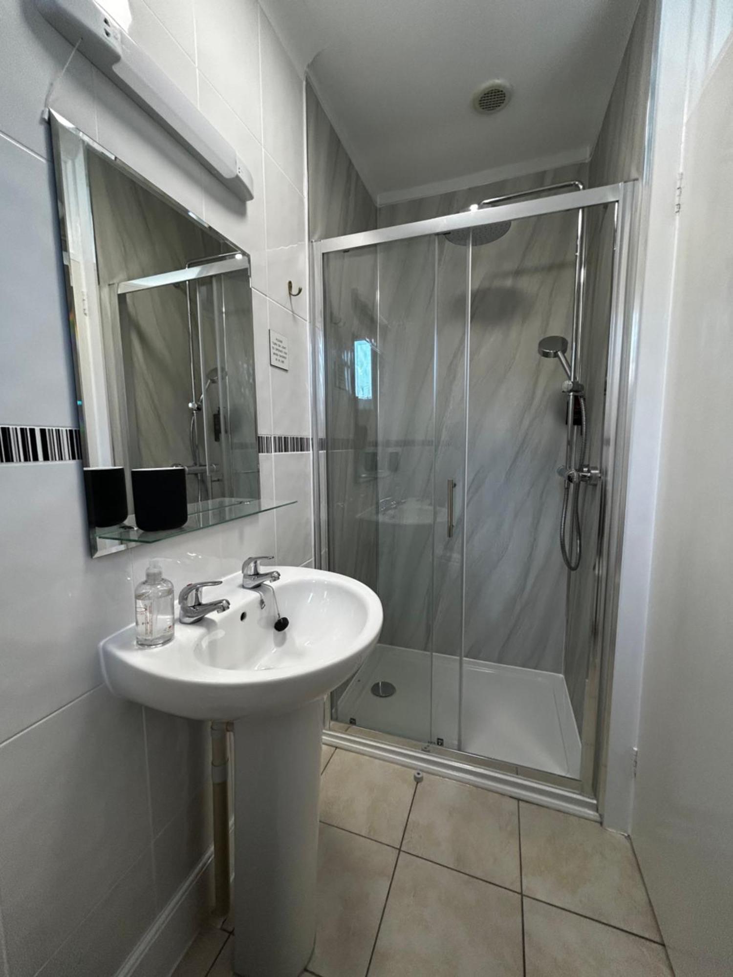 Lucerne B&B ライム・レジス エクステリア 写真